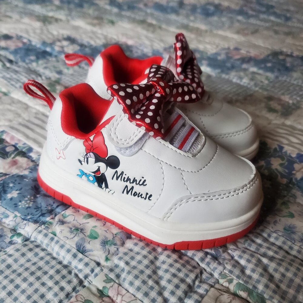 Disney Baby Minnie Mouse Sneakers sz 4